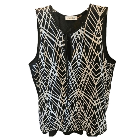 Calvin Klein Tops - Calvin Klein Top size Small Black & white sleeves geometric pattern summer boho